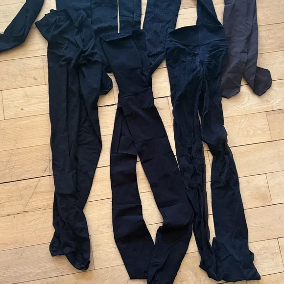 Set of 6 Black and 1 Brown Tights Collection